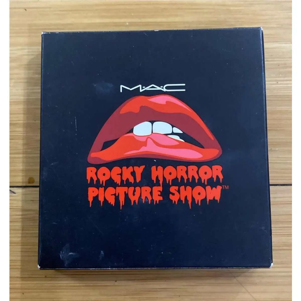 Mac Rocky Horror Picture Show Eye Shadow Palette Riff-raff LE Limited Edition by MAC Cosmetics