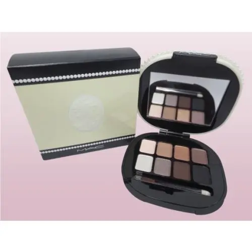Mac Keepsakes Smoky Eyes x 8 Eyeshadow Palette Boxed