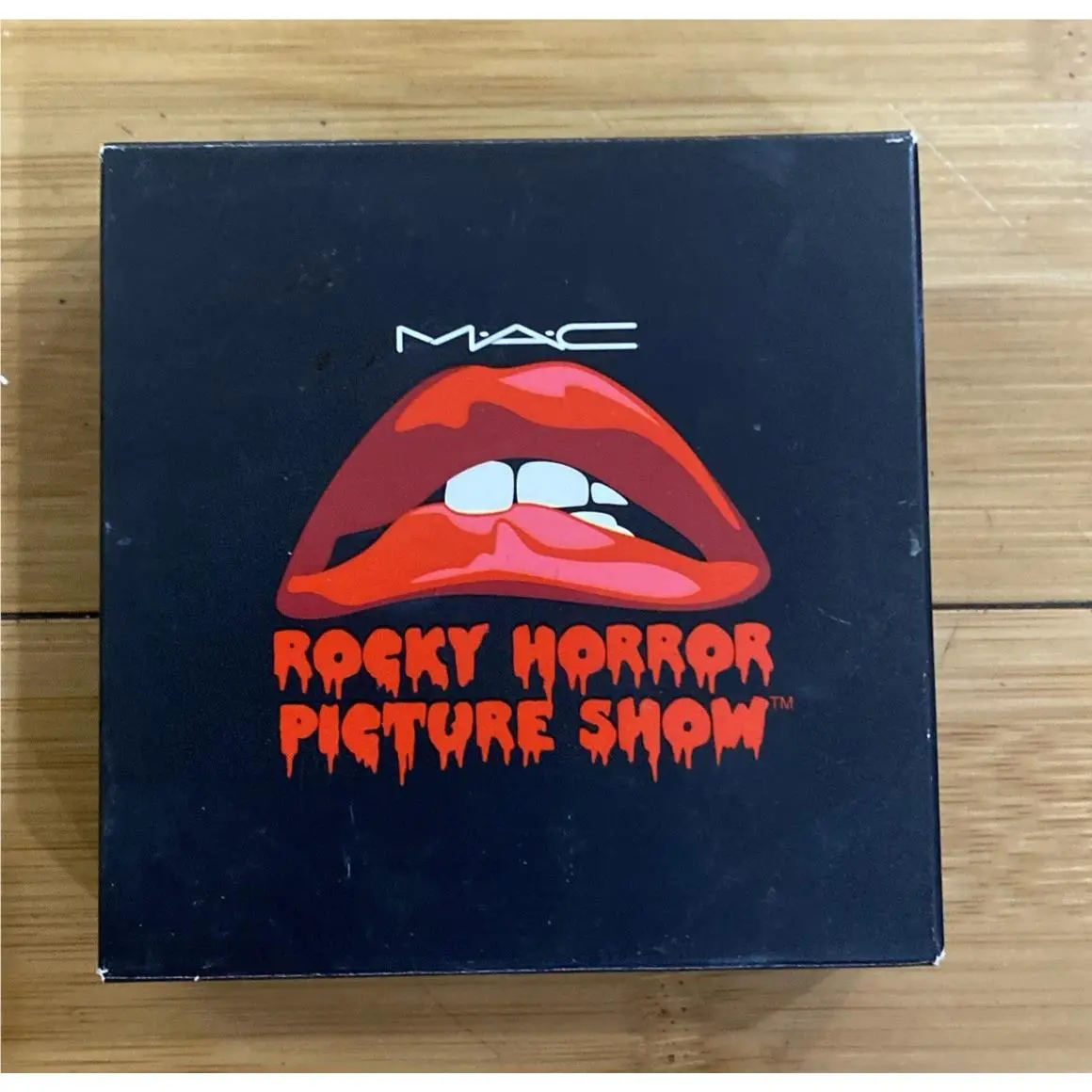 Mac Rocky Horror Picture Show Sculpt and Shape Powder Bone Beige/emphasize by MAC Cosmetics