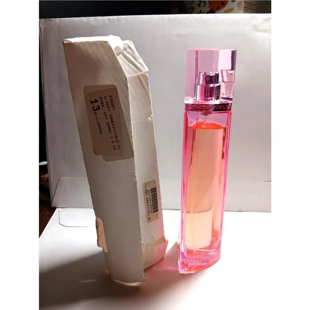 Very Irresistible Summer by Givenchy Women 2.5oz /75ml Edt Spray