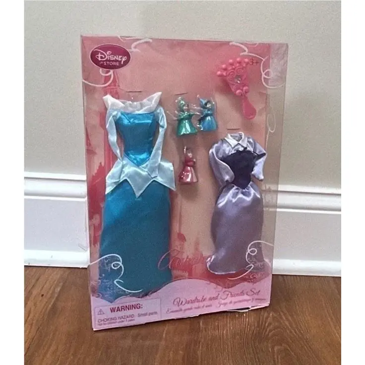 Disney Classic Doll Collection Wardrobe Friends Aurora Dres