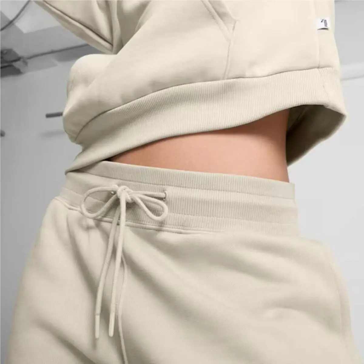 Puma clothing - Cream 1
