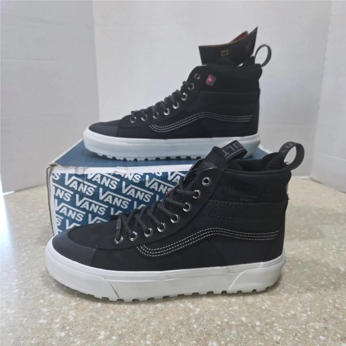 Vans Sk8- MTE-2 LX High Black VN0007QABLK Men`s Size 10