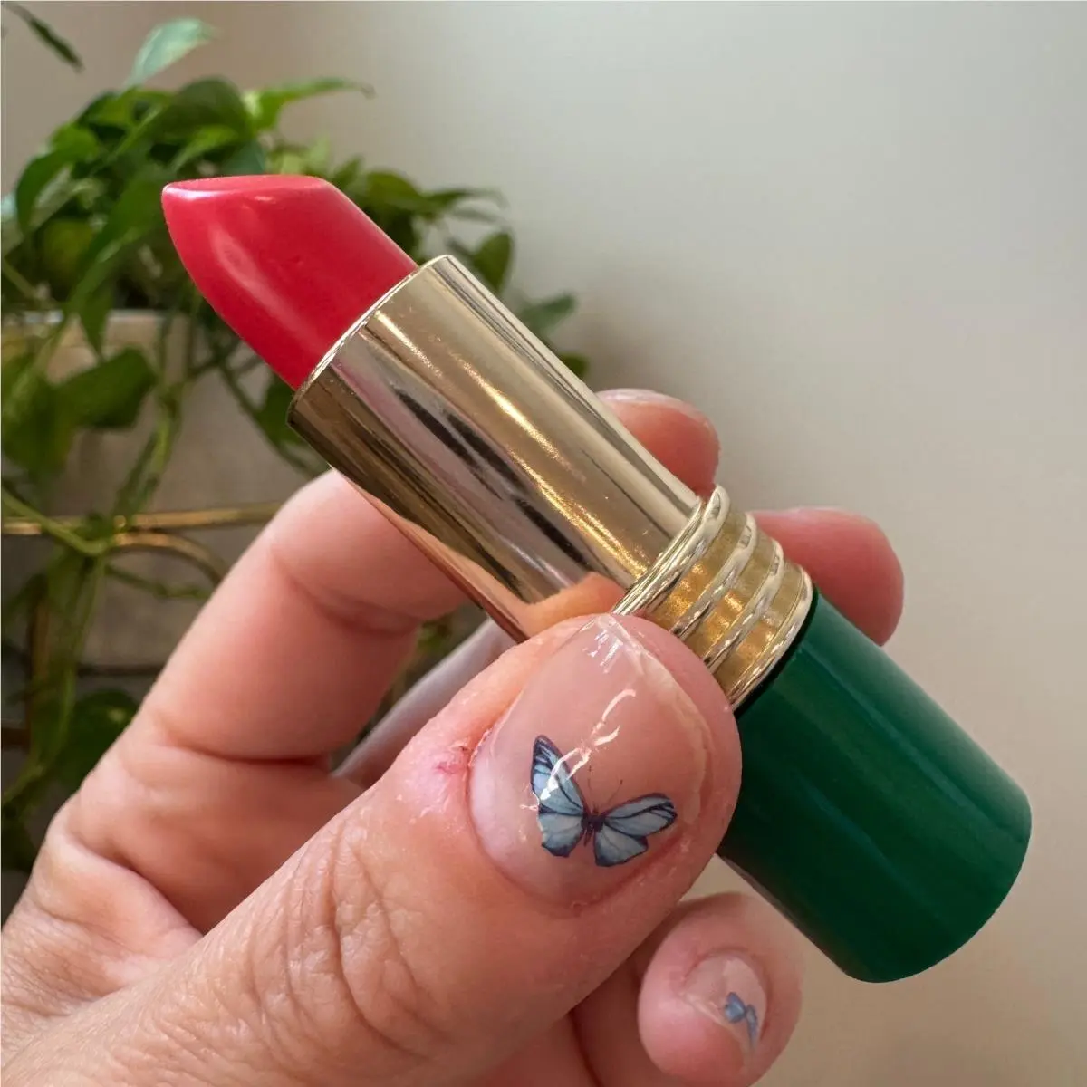 Revlon Moon Drops Lipstick Hot Coral 14 Moisture Creme Vintage Green Tube Rare