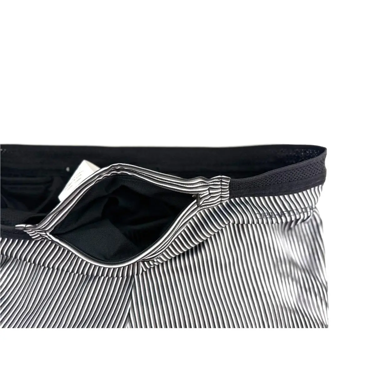 Nike clothing - FN3367013 - FN3367013 - Black/Iron Grey/White/Summit White 4