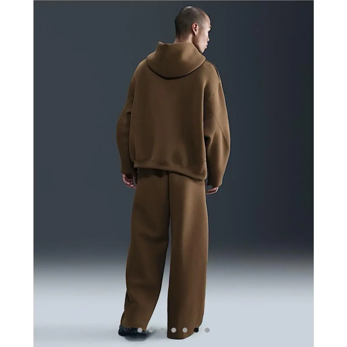 Nike clothing - Brown 8
