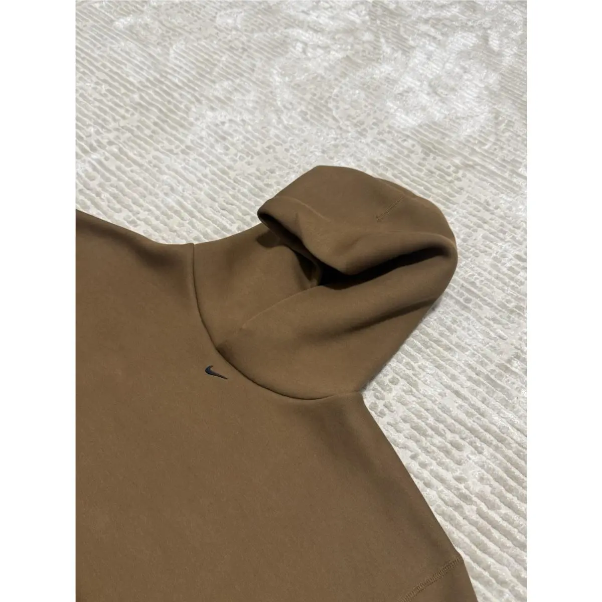 Nike clothing - Brown 3