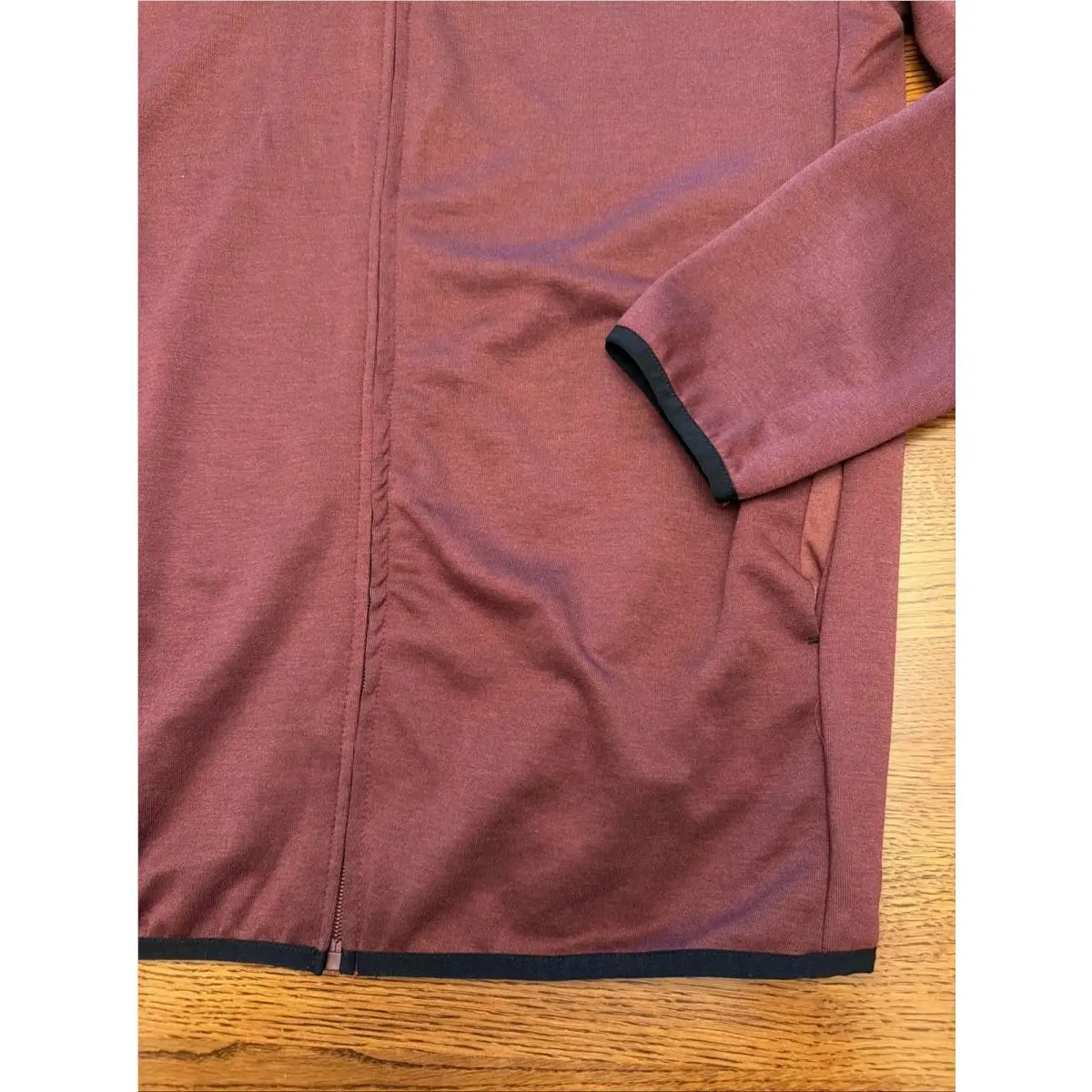 Nike clothing - Burgundy 1
