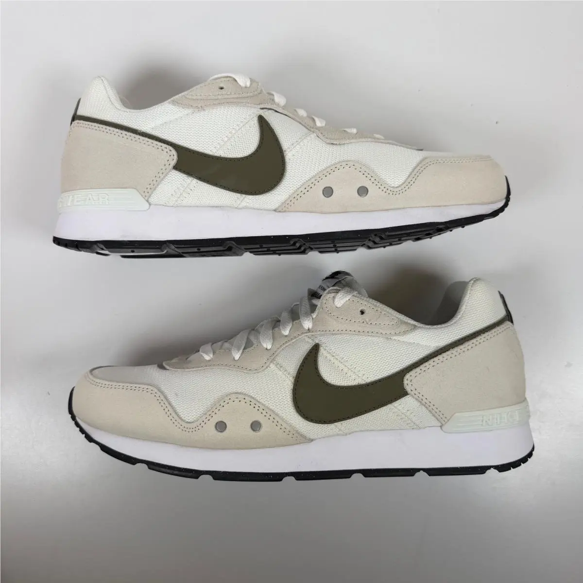 Nike shoes - Venture Runner - Venture Runner - White 0