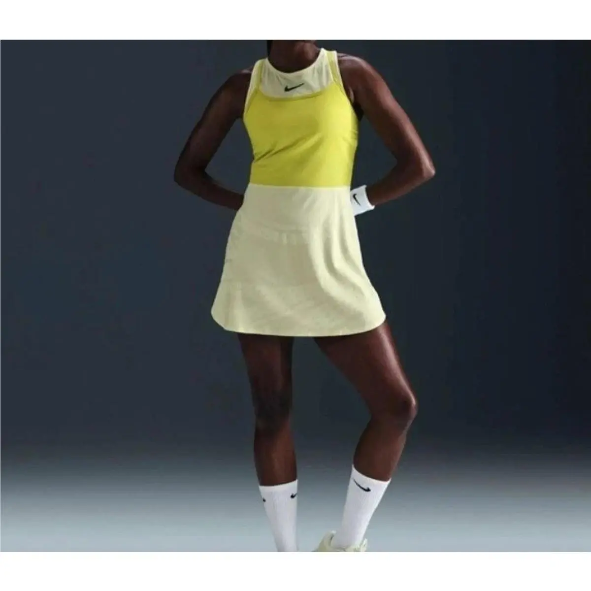 Nike clothing - Green 1
