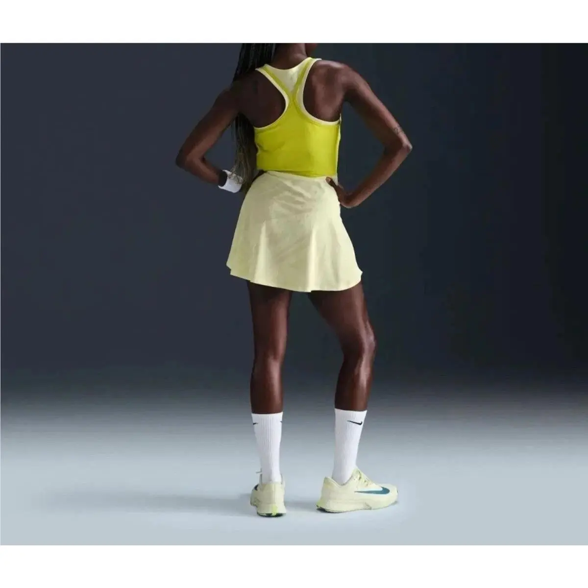 Nike clothing - Green 2
