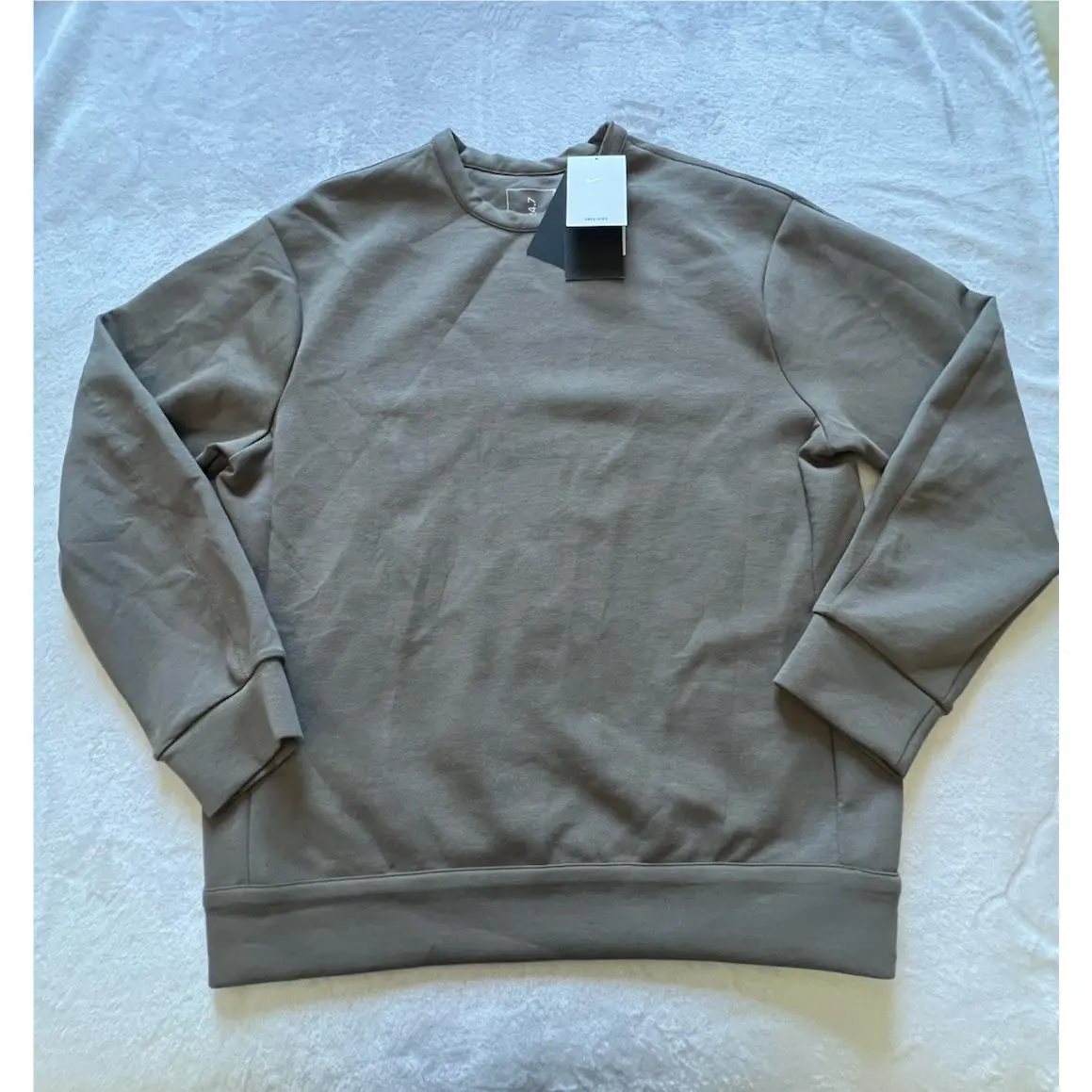 Nike clothing - Beige (UPC: 197859500444) 2