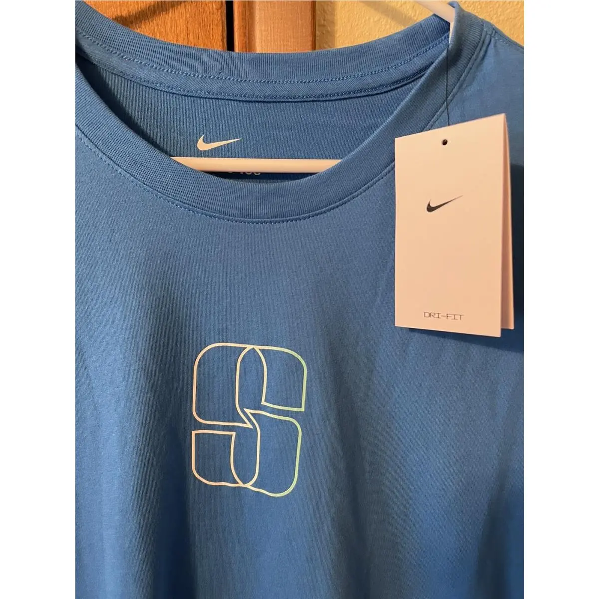 Nike clothing - Nike Dri-Fit - FN6302-435 - Blue, Manufacturer: Blue, Nike Number: 435 (UPC: 196969784379) 0