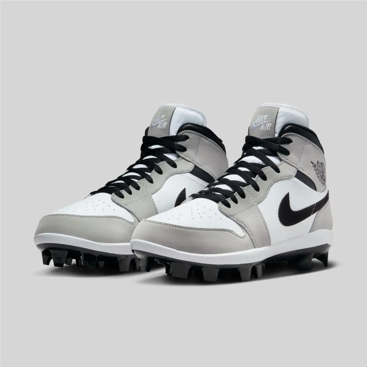 Jordan 1 Retro Mcs `light Smoke Grey` AV5354-012 Men`s Size 13 Cleats by Nike