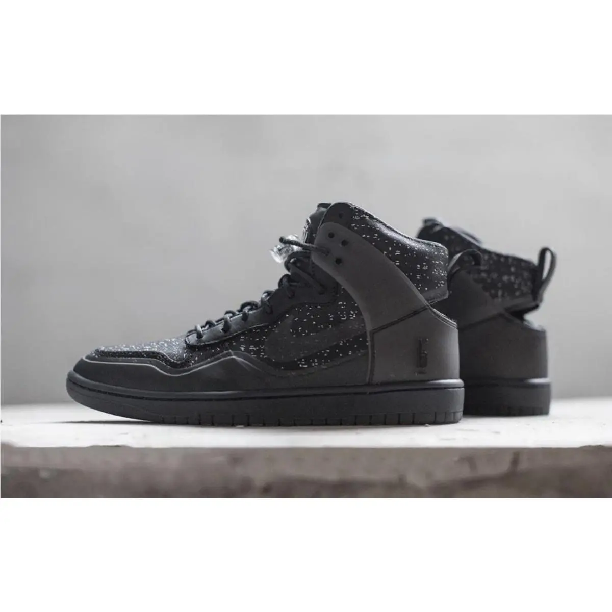 Nike shoes - Nike Dunk - Dunk - 806948-001 - Black, Manufacturer: Black/Black (UPC: 0888410040508) 1