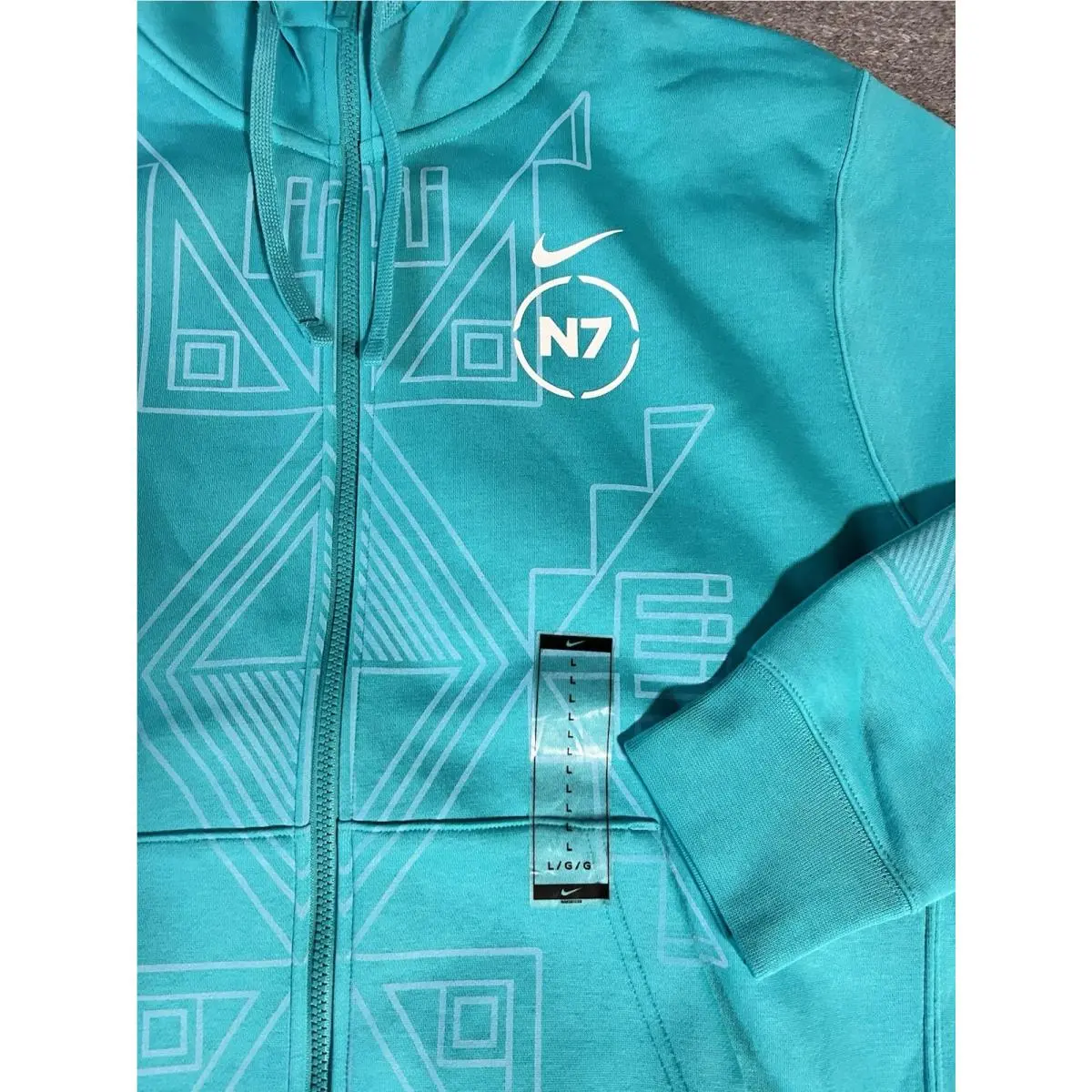 Nike clothing - Blue (UPC: 0197859604821) 0