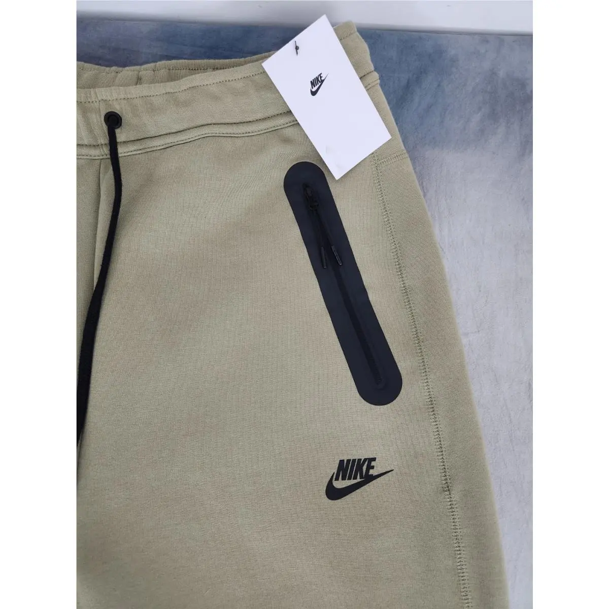 Nike clothing - Nike Tech - Tech - Neutral Olive 1