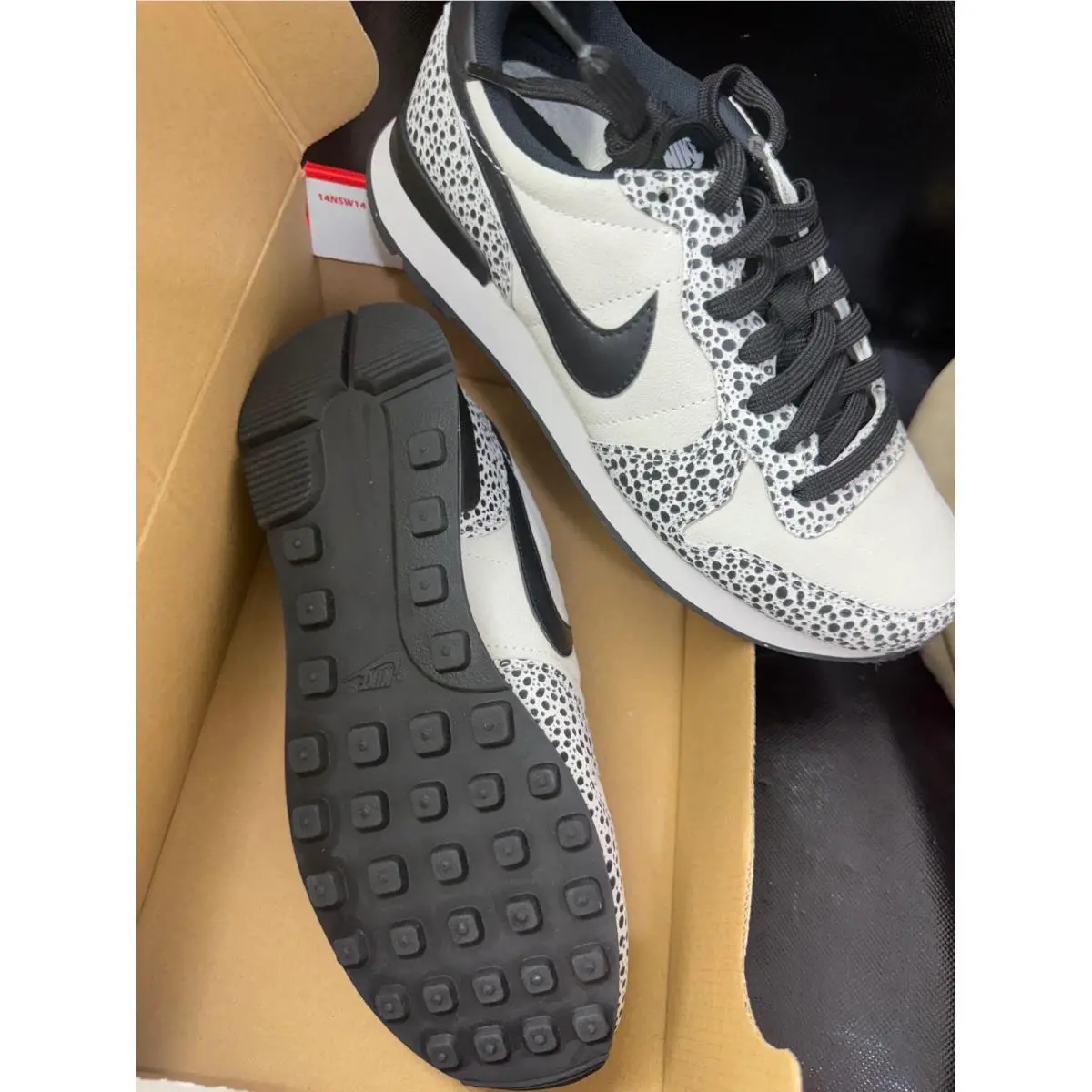 Nike Internationalist Prm Safari Print Womens Sneakers White Black 828404-101 6
