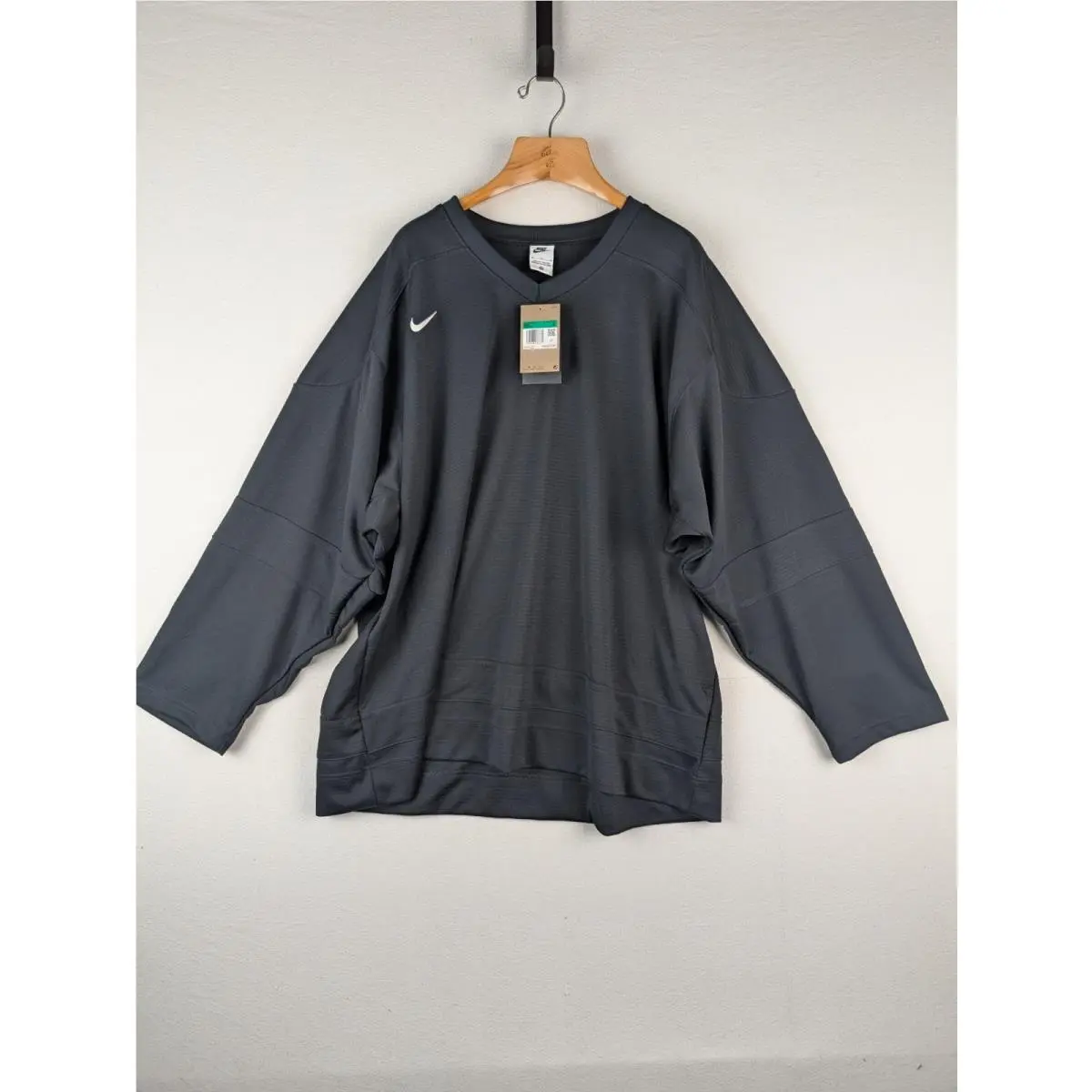 Nike Authentics Men`s Hockey Long Sleeve Jersey FB8221-010 Black Blank Size XL
