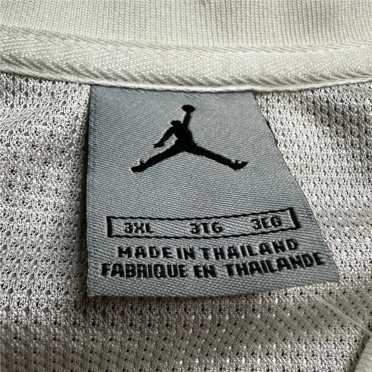 Nike clothing - Nike Air Jordan - Air - White (UPC: 823233779068) 3
