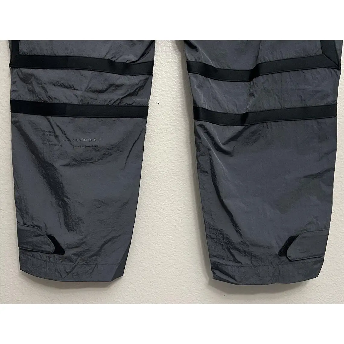Nike clothing - Nike Air Jordan 23 Engineered Woven Pants - DV7699-022 - Atmosphere Grey (UPC: 196155381344) 6