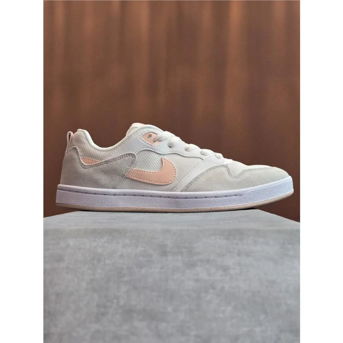 Nike SB Alleyoop - Summit White Washed Coral CJ0883-101 Size 6Y Women`s 7.5