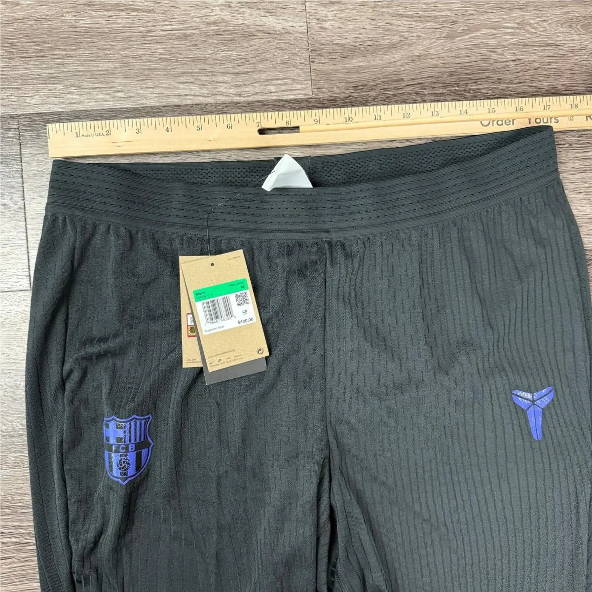 Nike clothing - Black 4