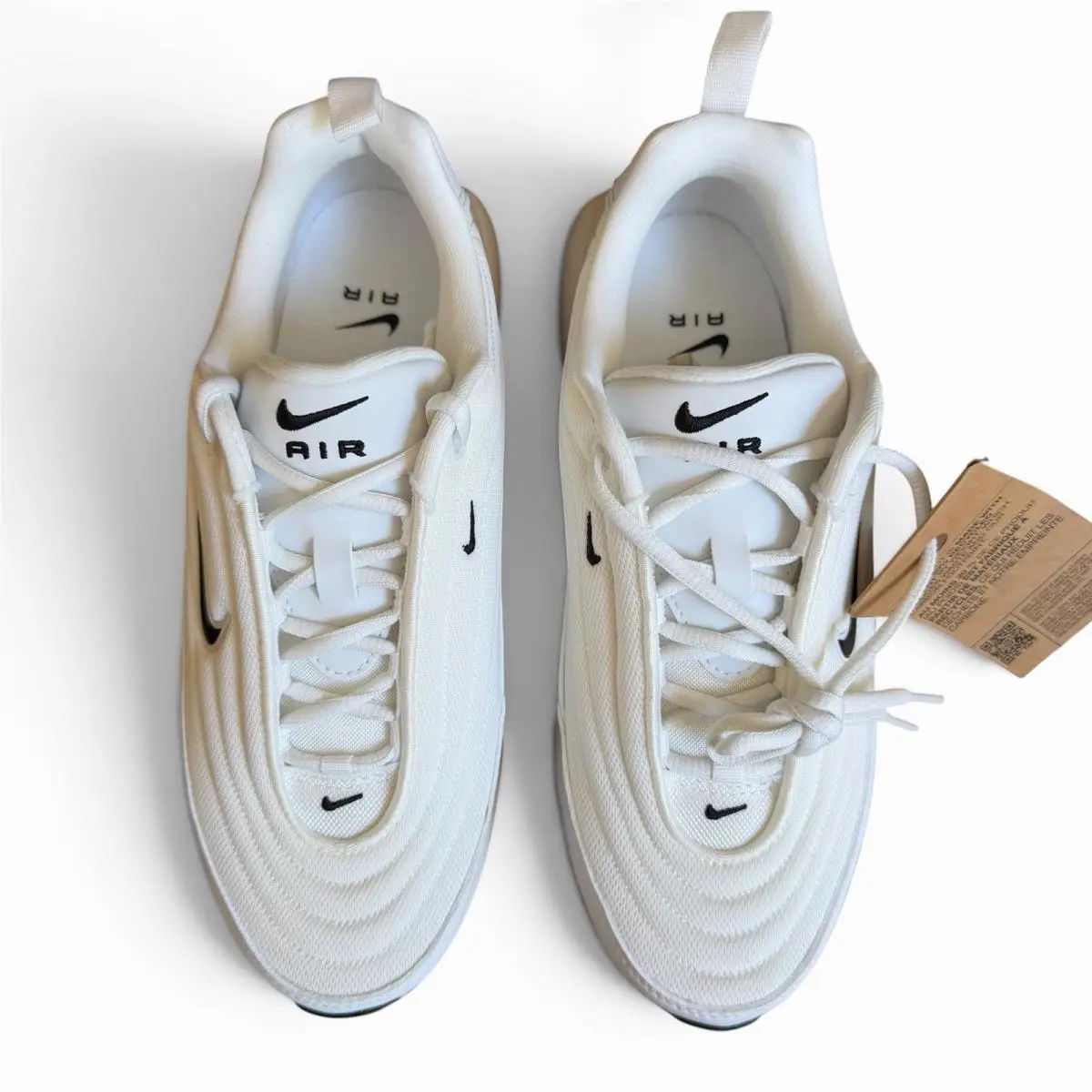 Nike shoes - HF3053103 - HF3053-103 - White (UPC: 0197596785180) 0