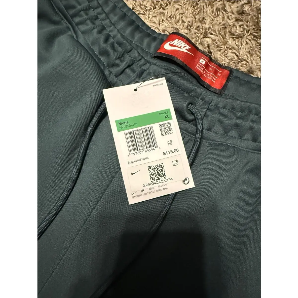 Nike clothing - Nike Tech - Tech - Green 2