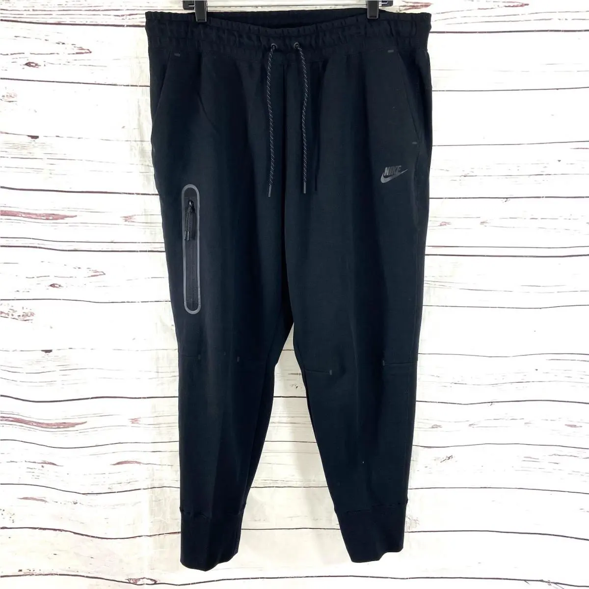 Nike Sportswear Plus Pants Women’s 1X Black Tech Fleece DA2043-010 High Rise