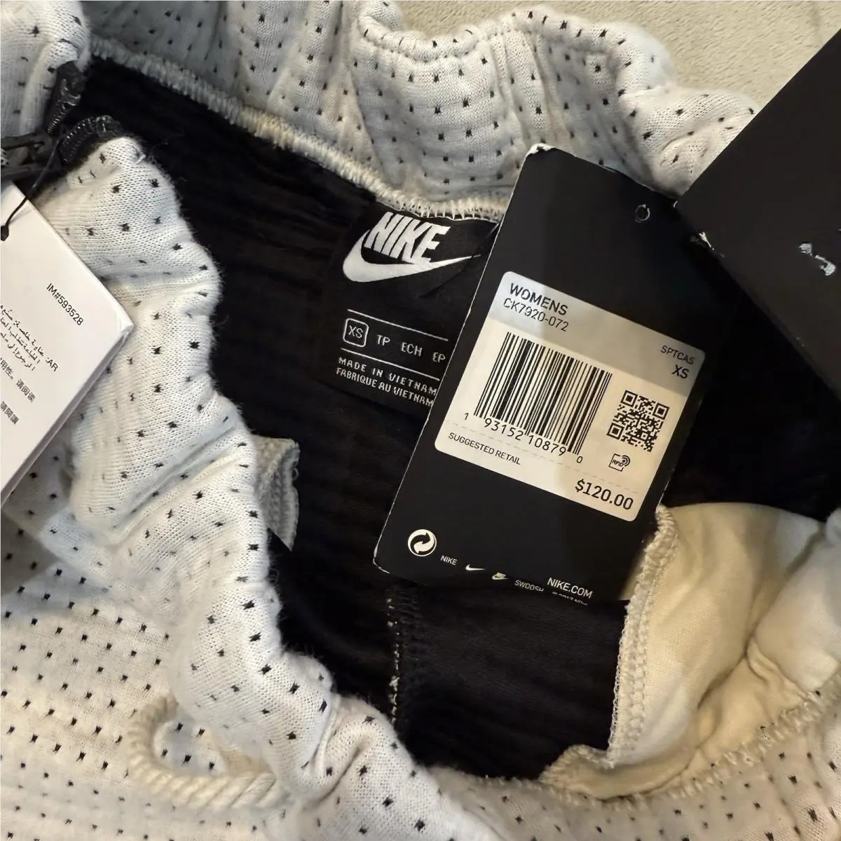 Nike clothing - White 8