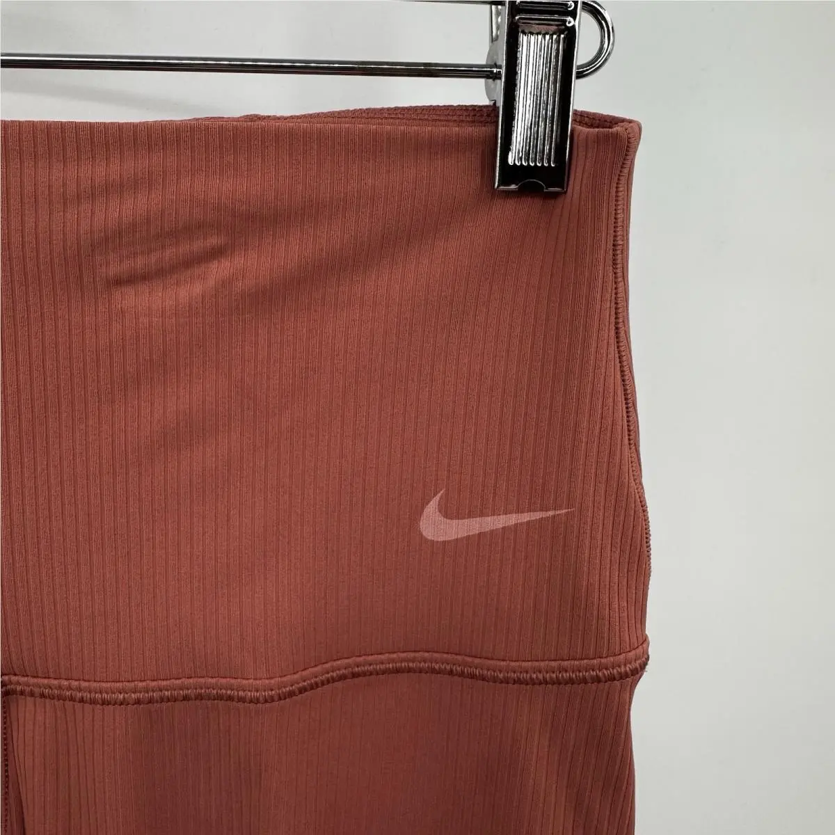 Nike clothing - Canyon Pink 2
