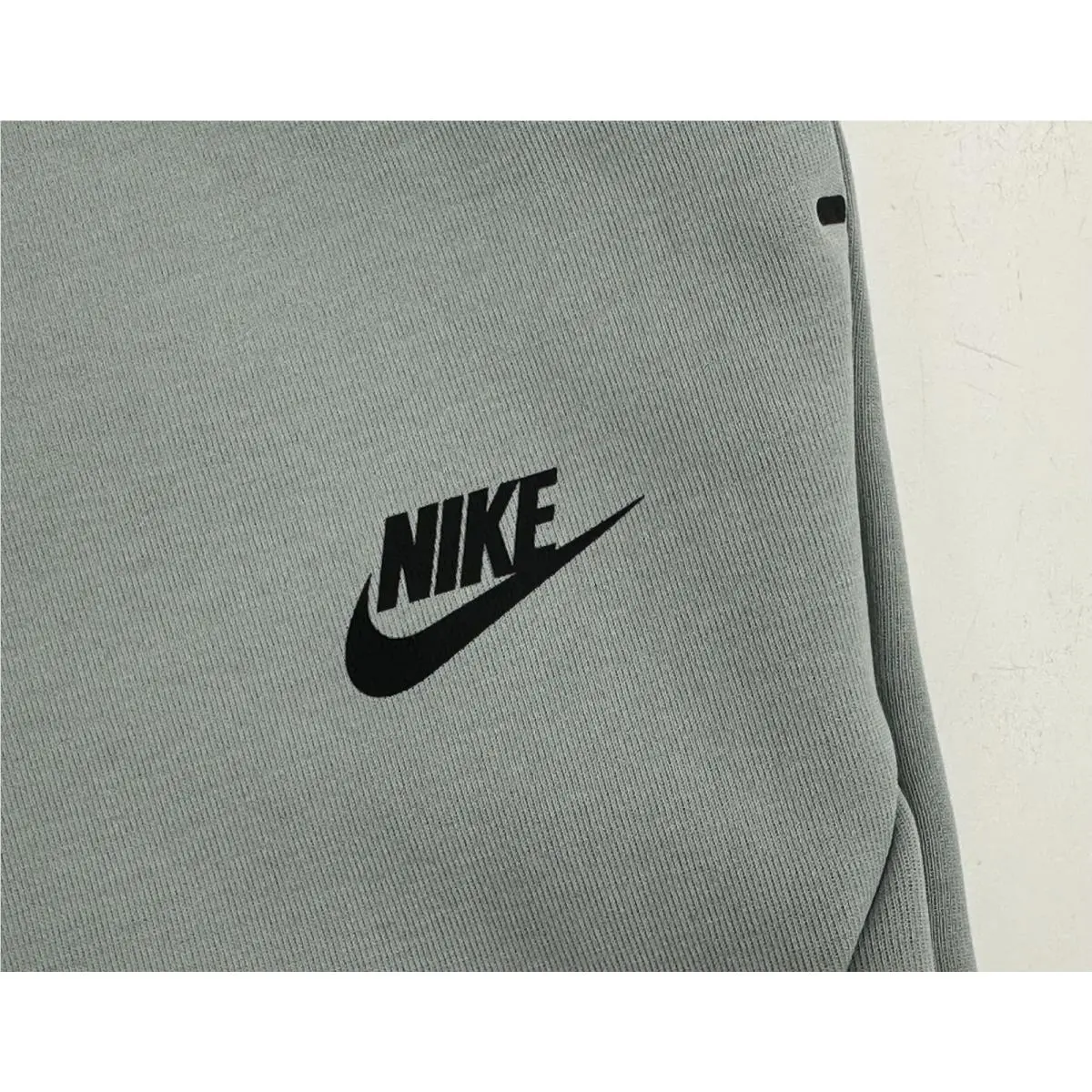 Nike clothing - Green 7