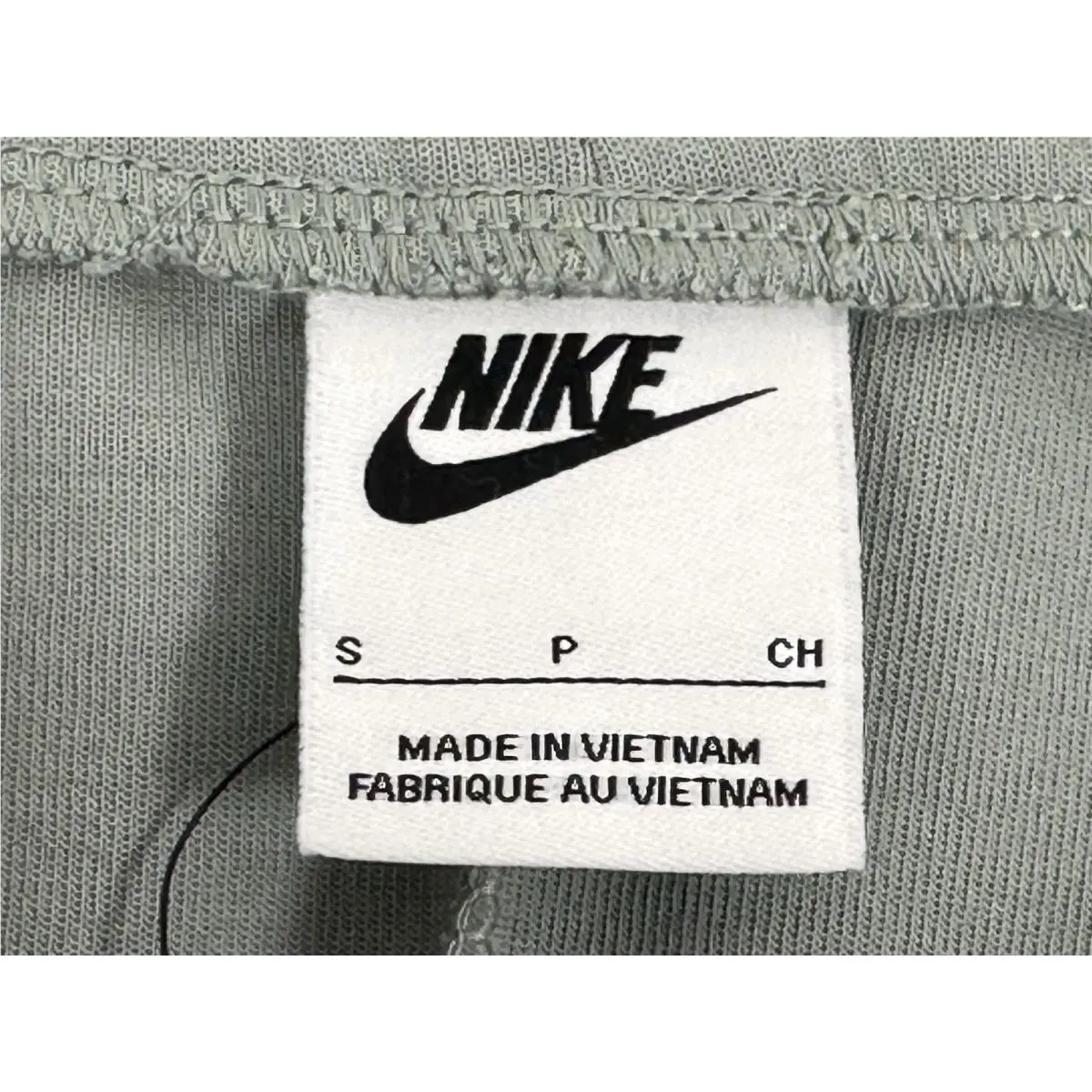 Nike clothing - Green 1