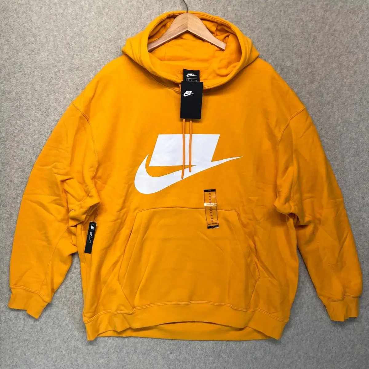 Nike clothing - Orange 1