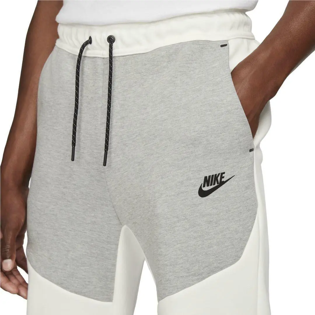 Nike clothing - Tech Fleece - Tech Fleece - Sail/Dark Grey Heather/Black 9