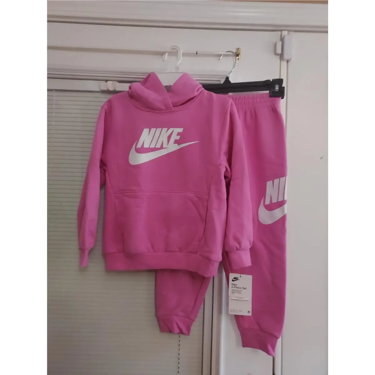 Nike clothing - Pink 8
