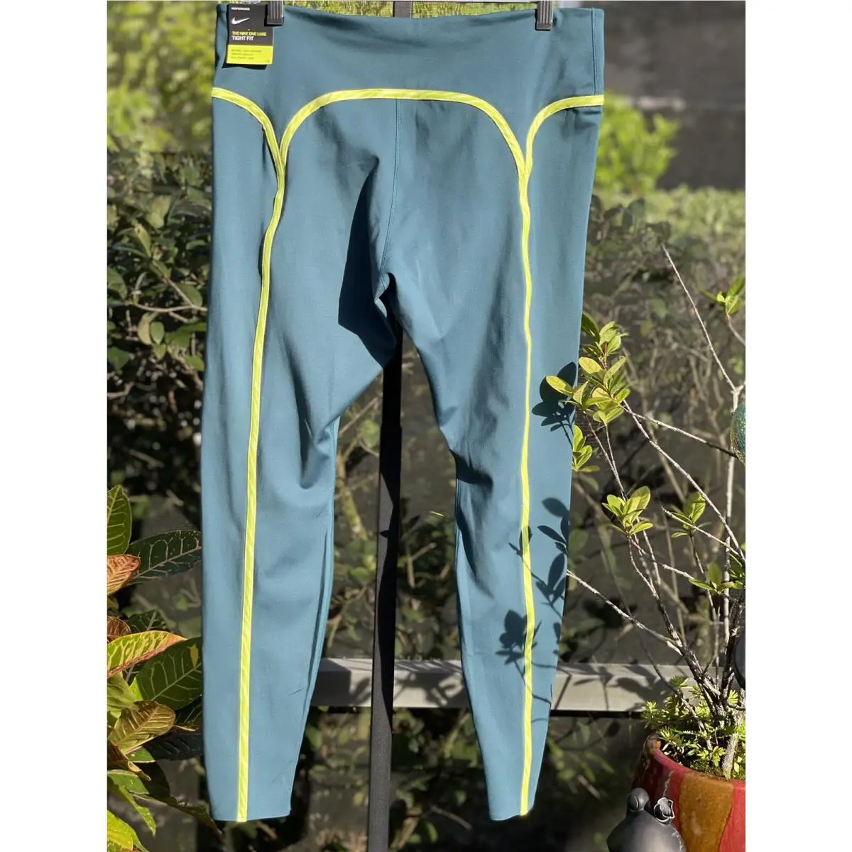 Nike clothing - Green 5
