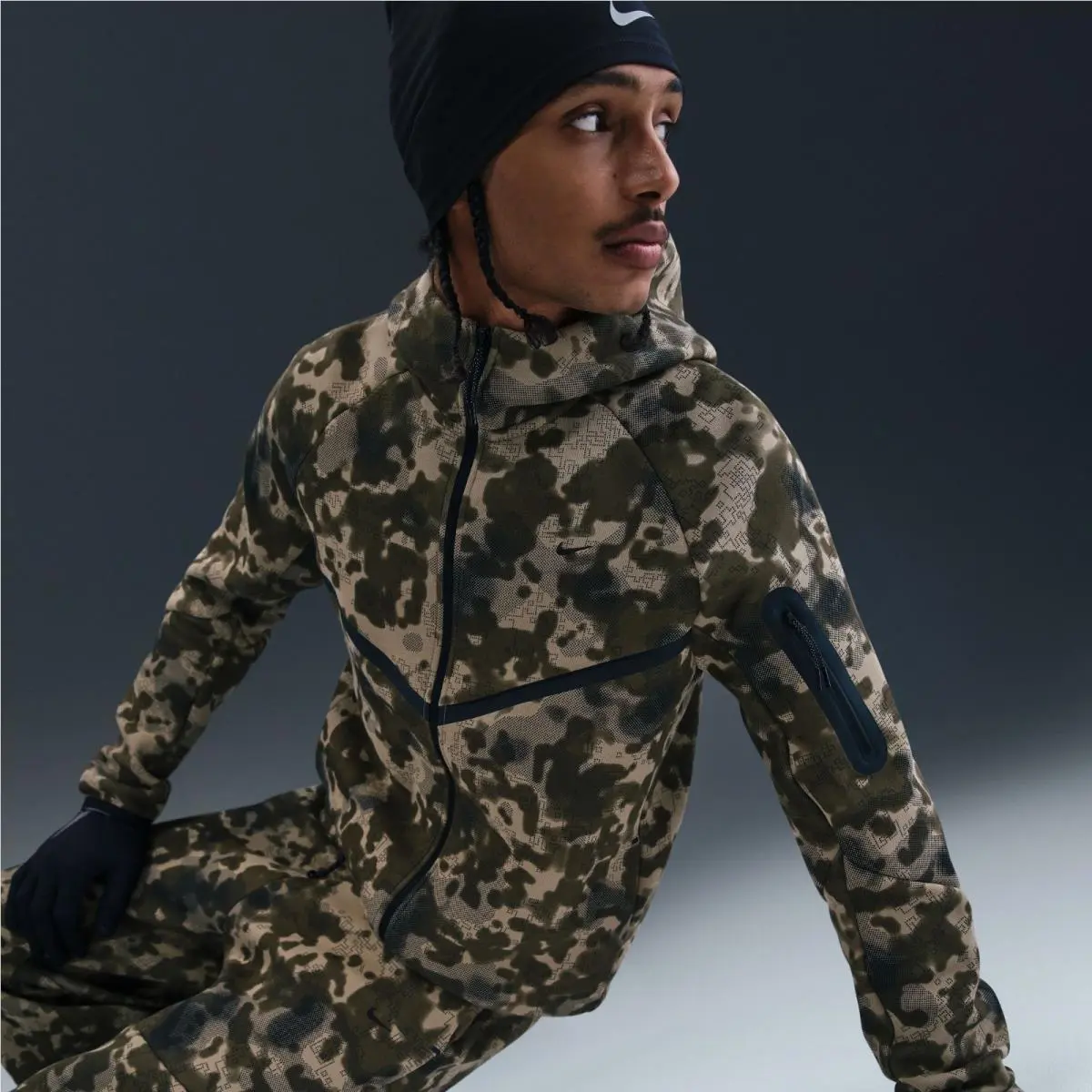 Nike clothing - Neutral Olive Camo 3