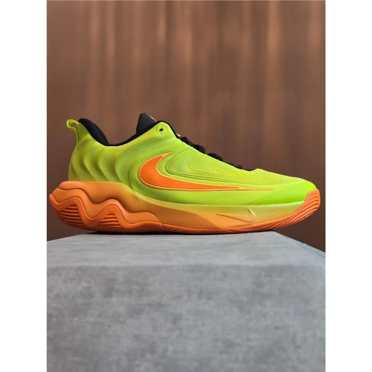 Nike Giannis Immortality 4 - Cyber Bright Mandarin Sundial FZ6734-301 7Y 8.5W