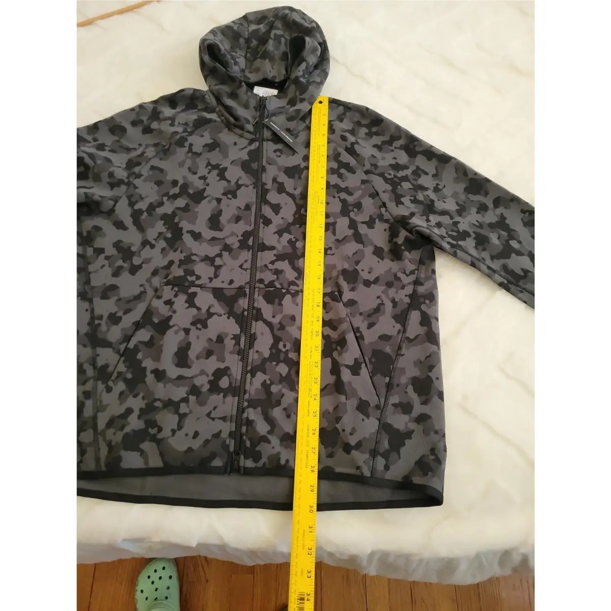 Nike clothing - CAMO 11
