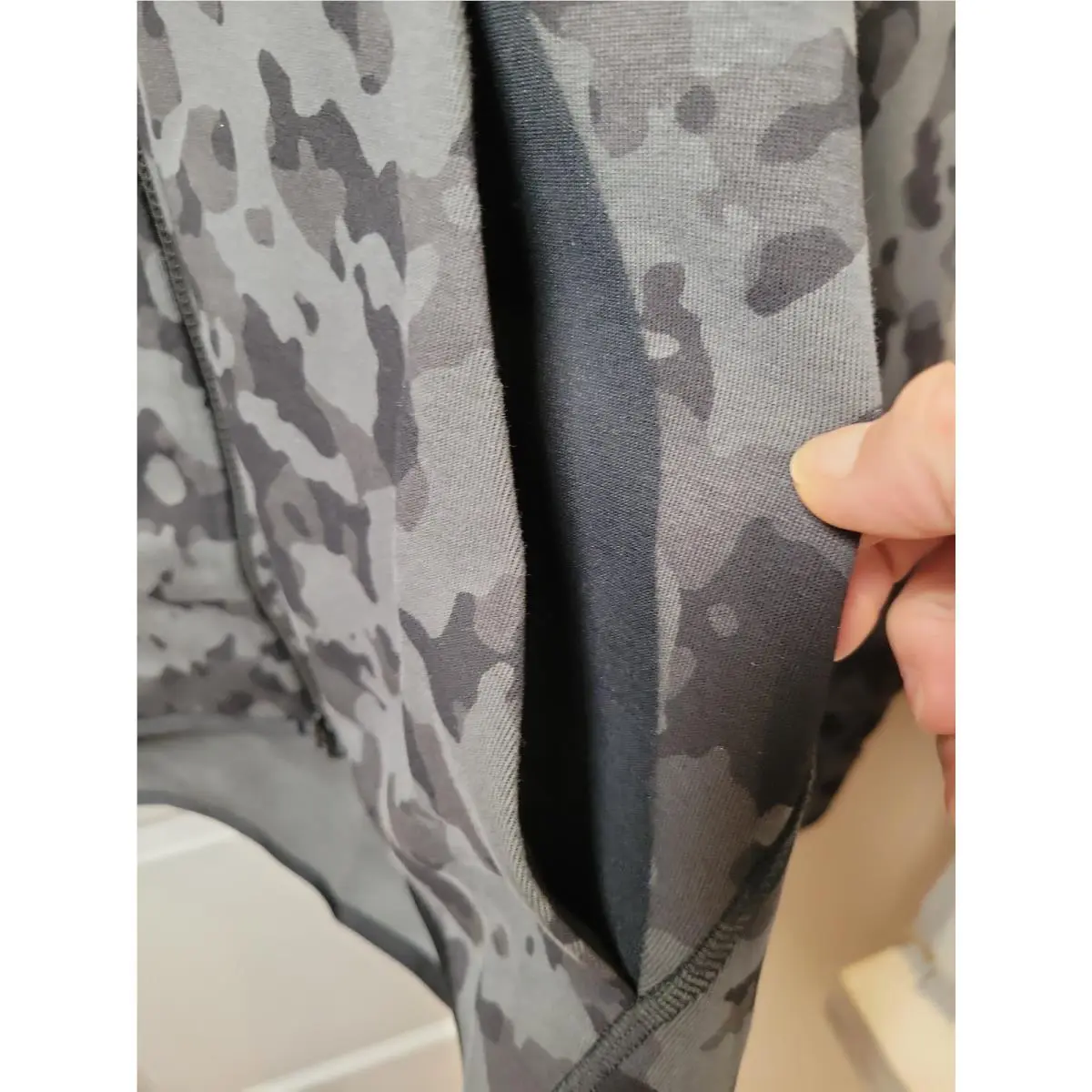 Nike clothing - CAMO 2