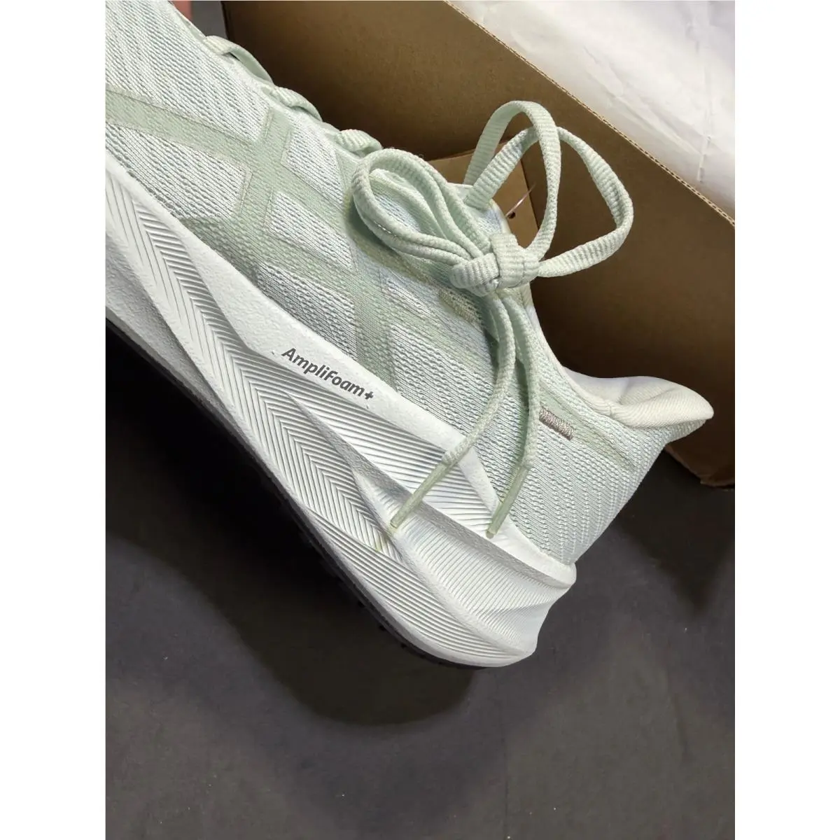 Asics shoes - ASICS Versablast 4 - Versablast - 1012B775-300 - Green 2