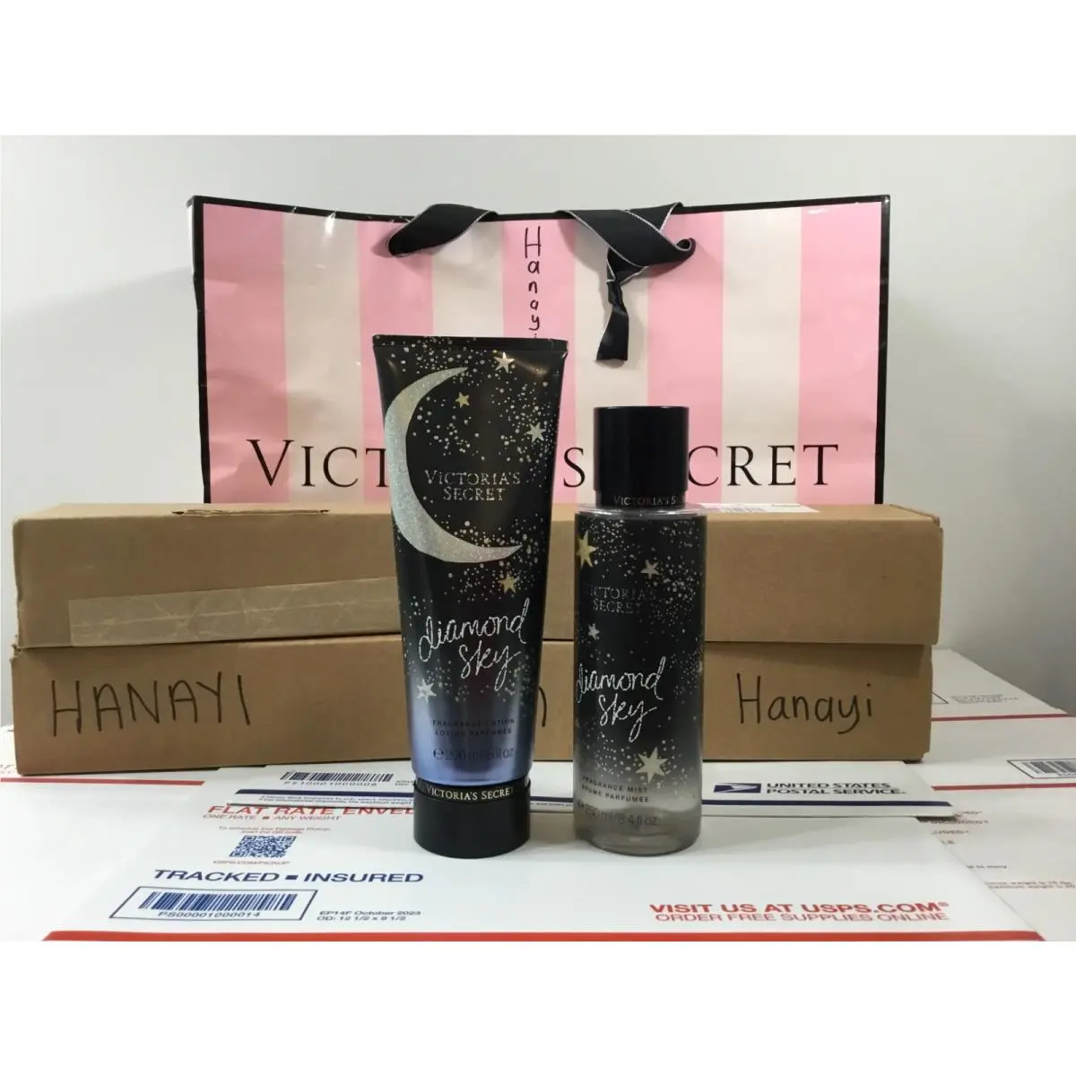 Victoria`s Secret Diamond Sky Fragrance Mist and Hand Lotion Set