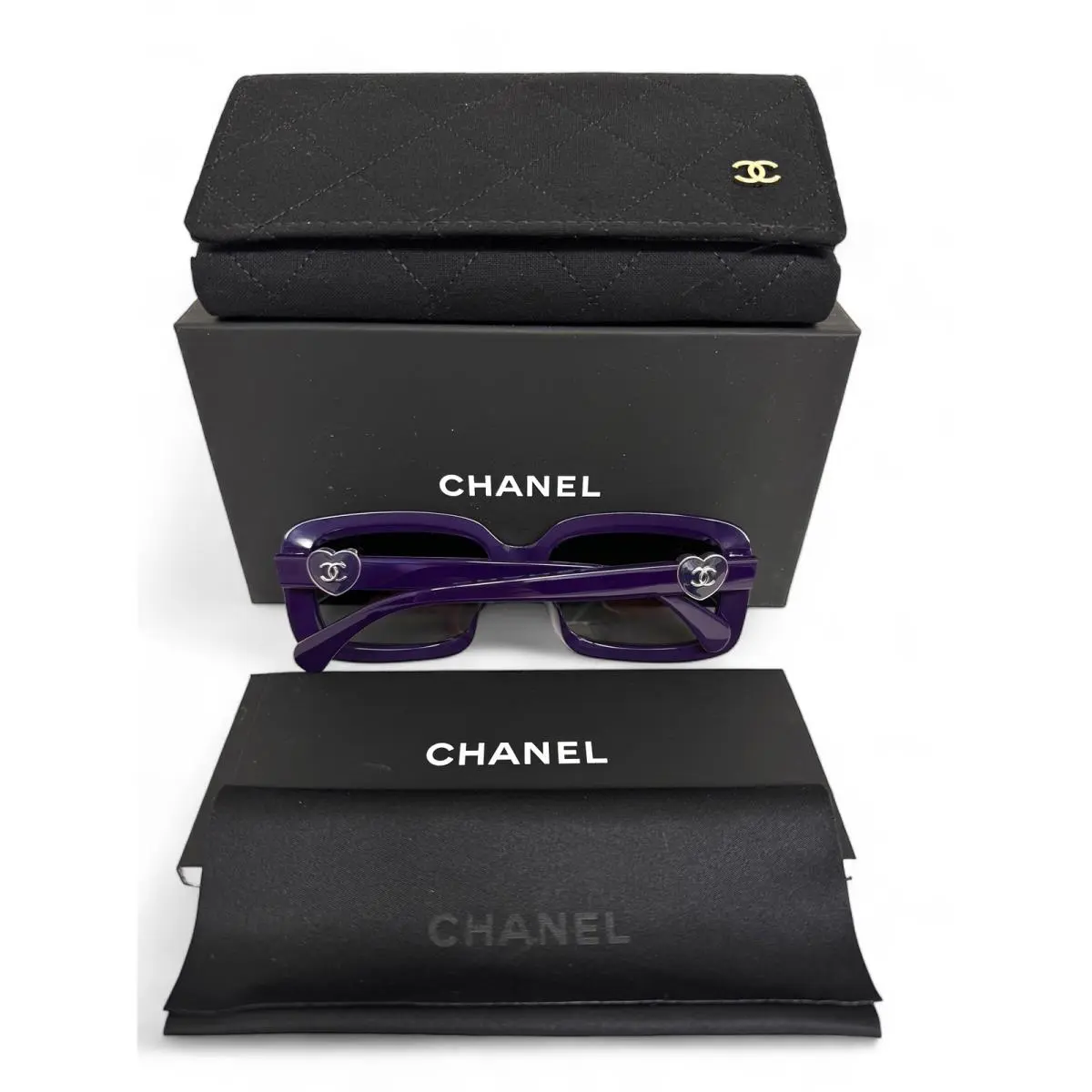 Chanel Sunglasses ch5520A 1758/T8 Midnight Purple Heart Polarized with Case