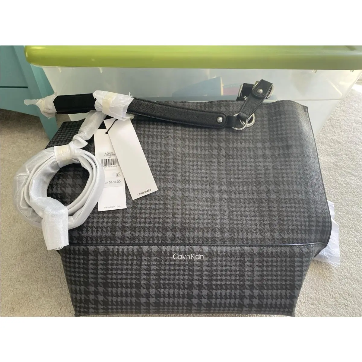 Womens Handbags Calvin Kle