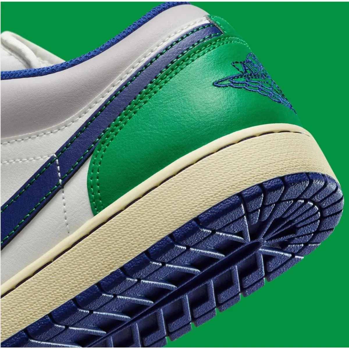 Nike shoes - Air Jordan 1 - Air - 553558-147 - Blue 12