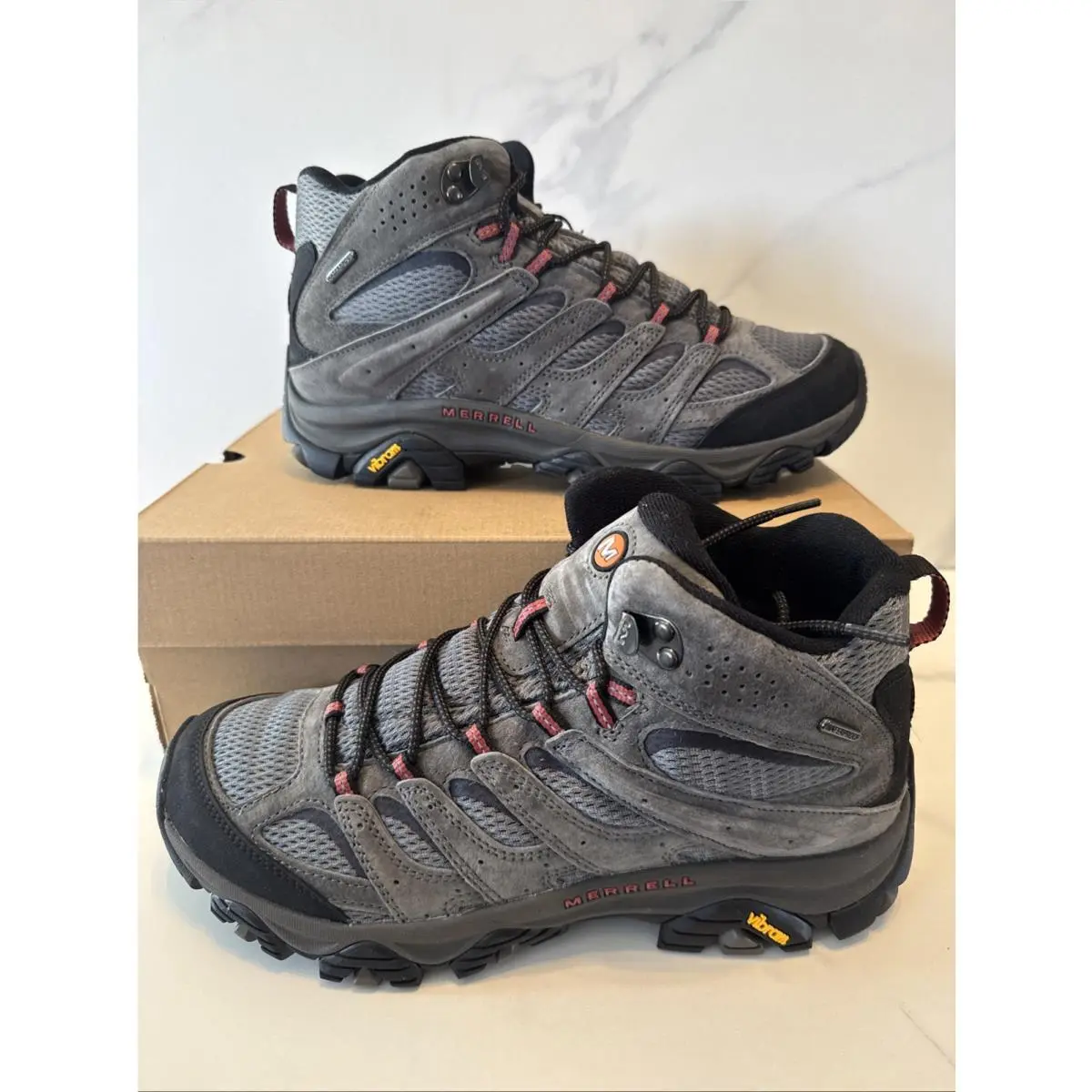 Merrell Men’s Size 9.5 Moab 3 Mid Waterproof Beluga Blue Gray Hiking Boots