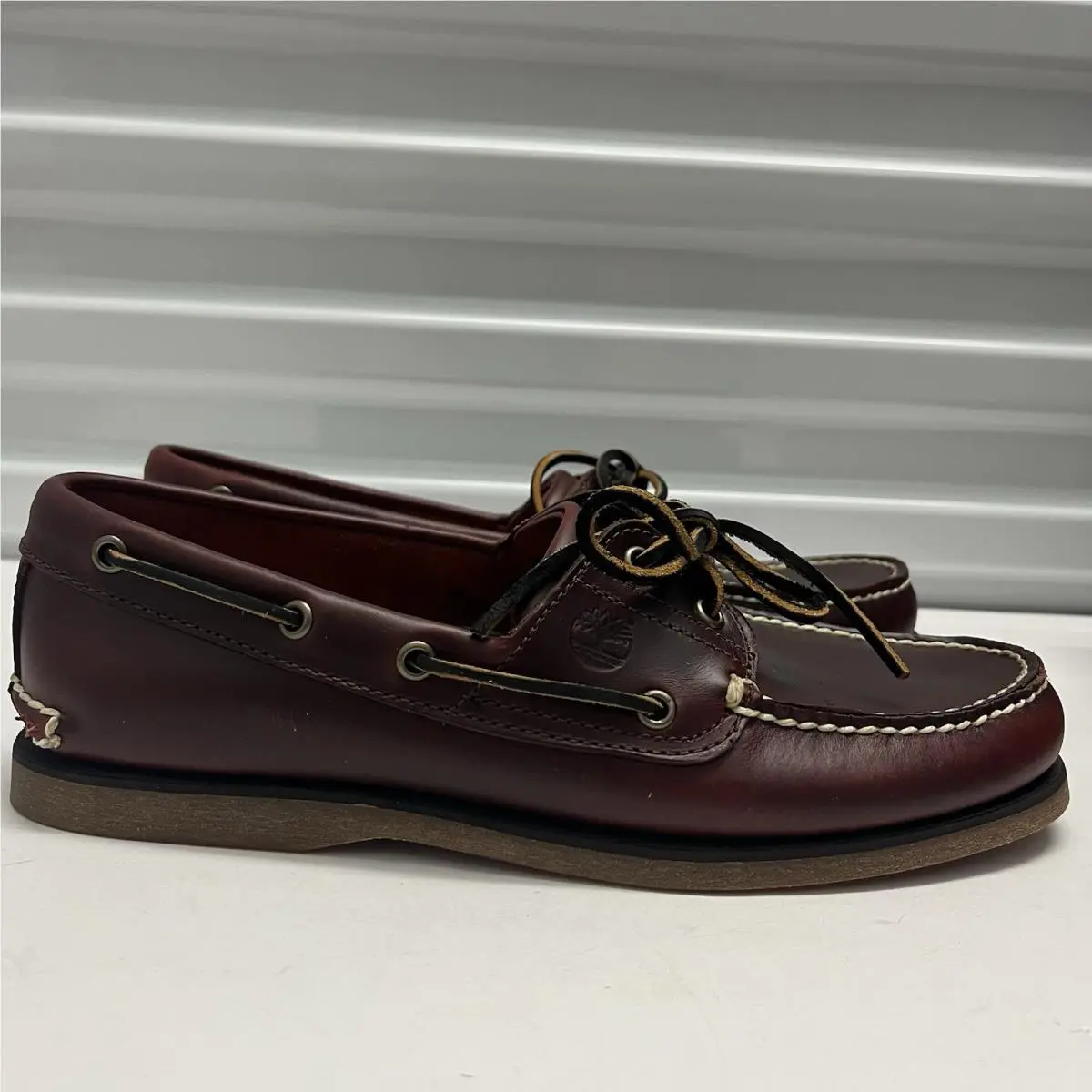Timberland Men Classic 2 Eye Root Beer Shoe Brown Full Grain Boat Shoe SZ 10.5 M