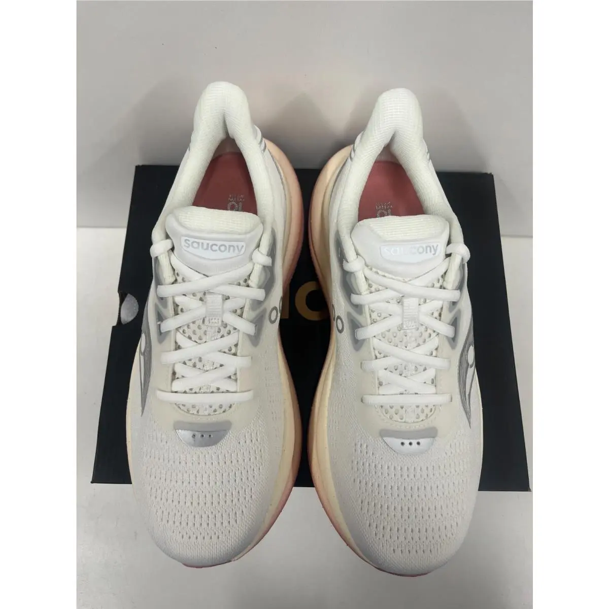 Saucony shoes - Saucony Triumph 23 - Triumph - Ivory/Mauve (142) 1